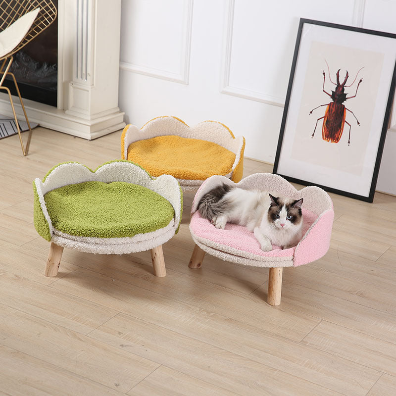 Groom Glory Teddy Pet Sofa Nest – Elevated Wooden Bed for Cats & Dogs
